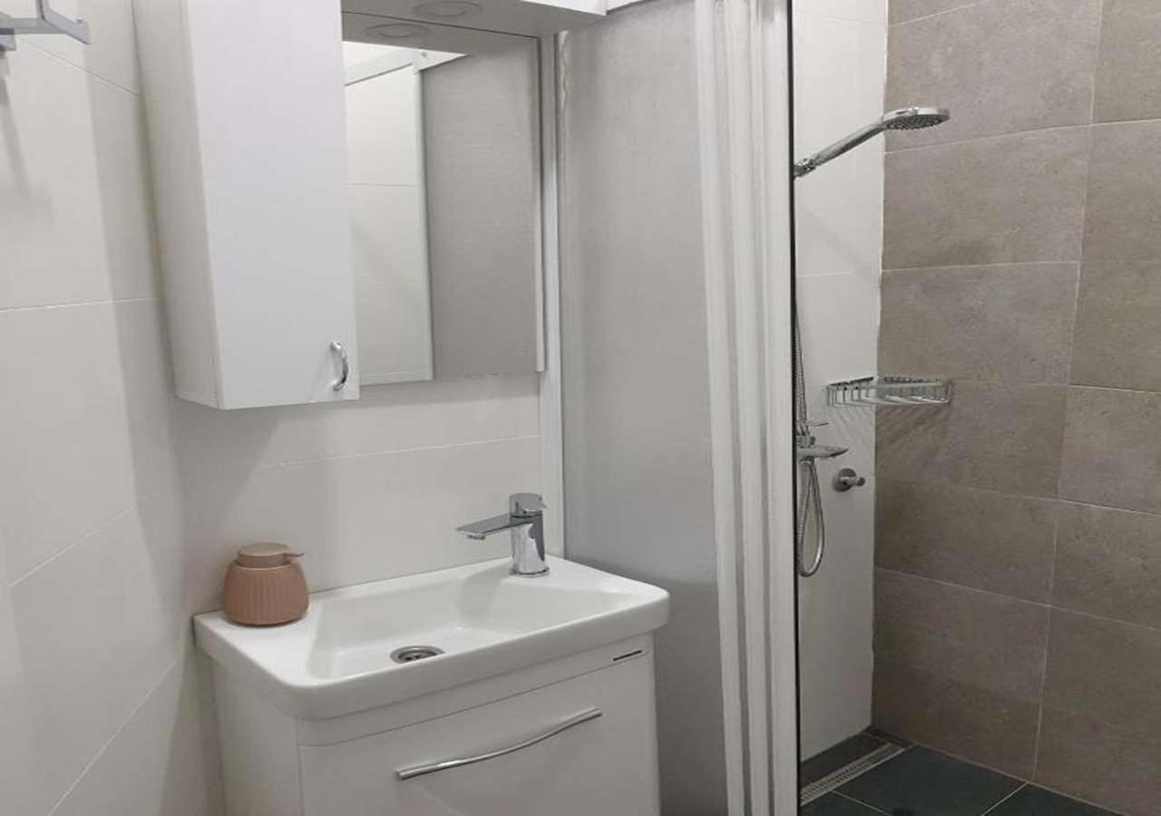 Lovely Apartments Free Street Parking Novi Sad Exteriör bild